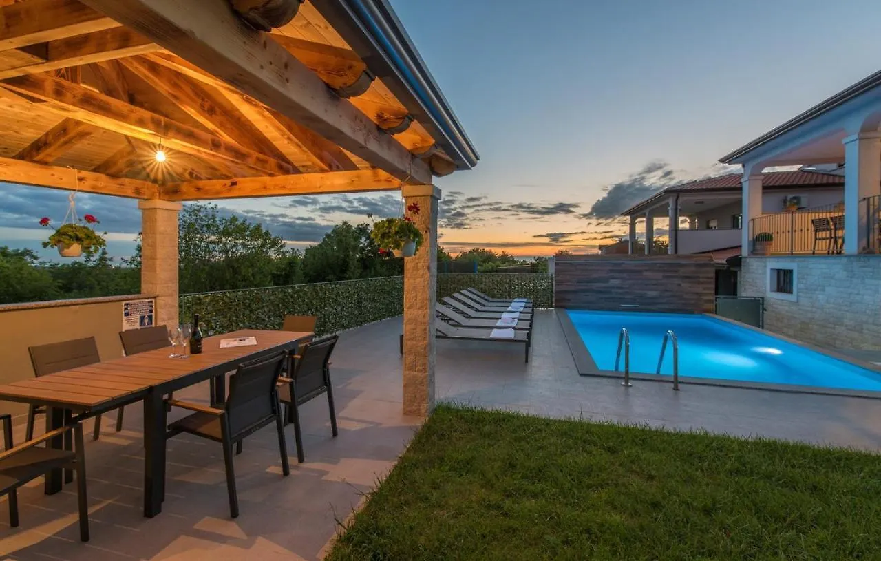 Villa Branka Kaštelir
