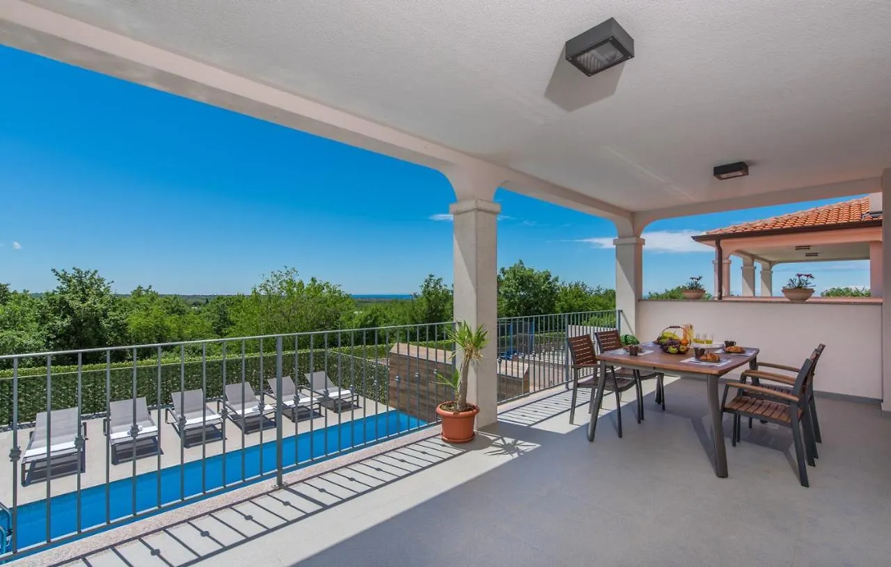 Villa Branka Kaštelir